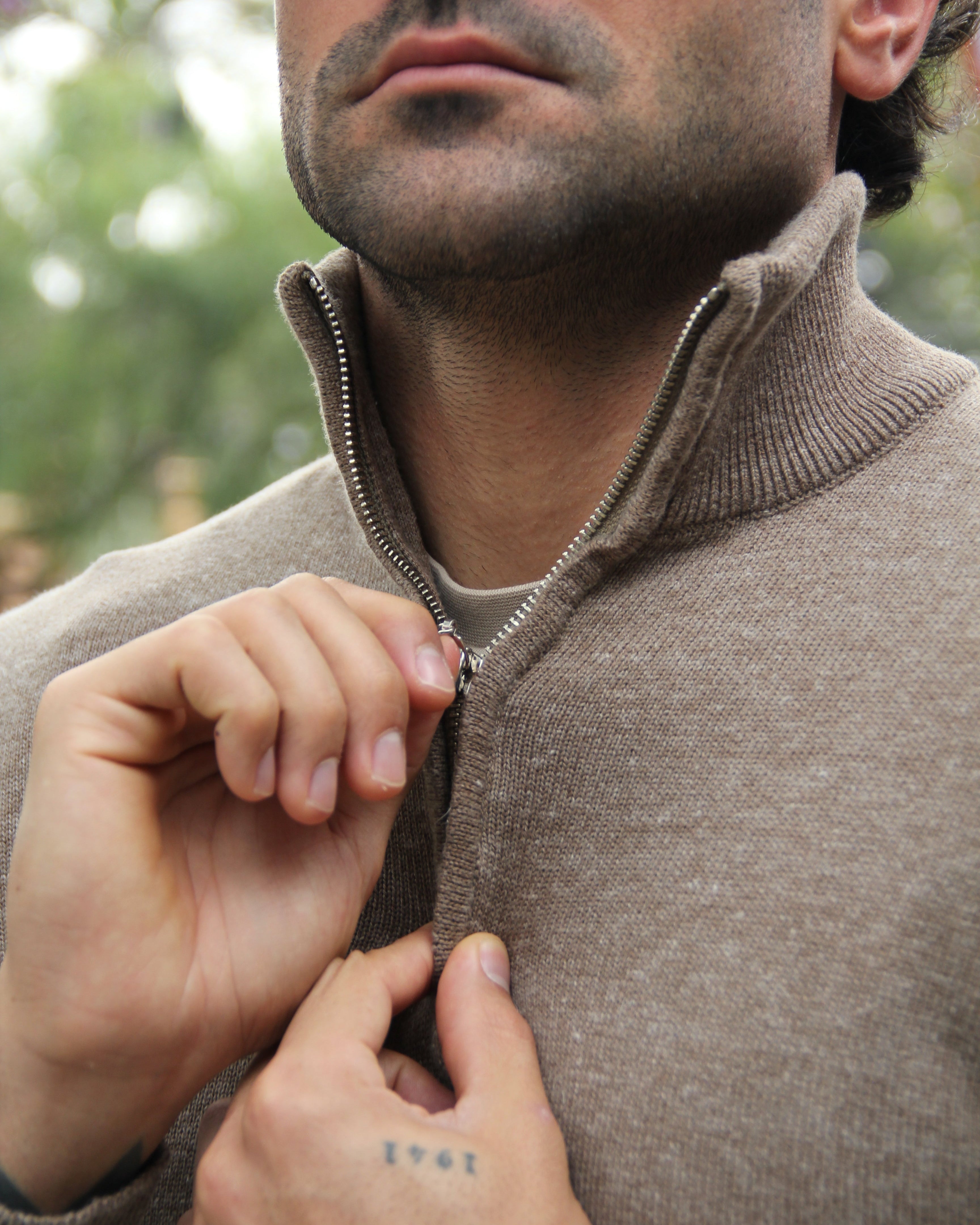Suéter Quarter-zip Leve